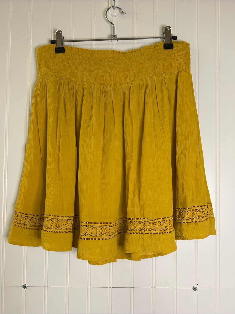 Old Navy Mustard Yellow Crochet-Trim Skater Skirt Size Medium